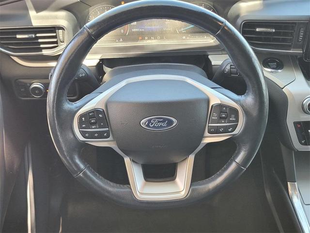 Photo of 2022 Star White Ford Explorer