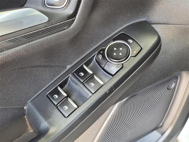 Photo of 2023 Silver Metallic Ford Escape