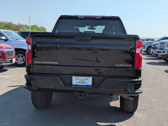 Photo of 2021 Black Chevrolet Silverado 1500