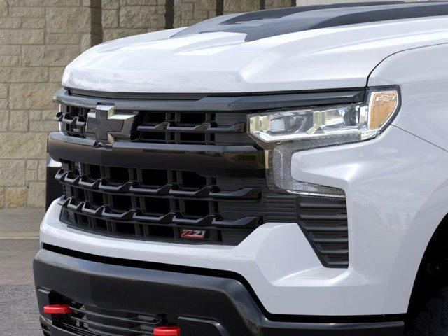Photo of 2025 Summit White Chevrolet Silverado 1500