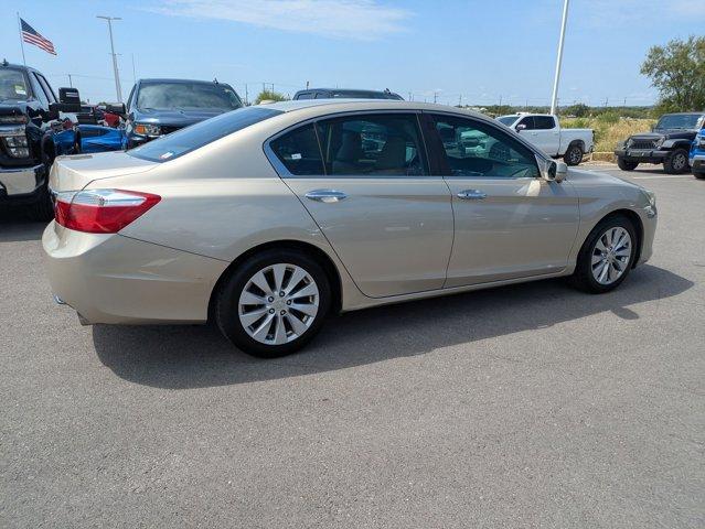 Photo of 2013 Champagne Honda Accord
