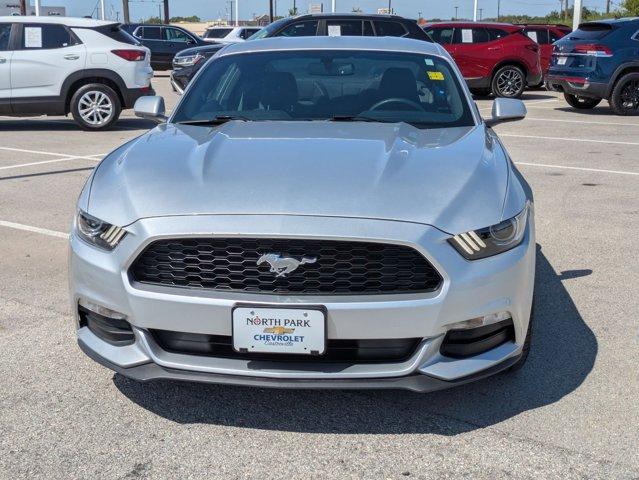 Photo of 2017 Silver Ford Mustang