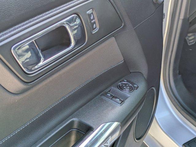 Photo of 2017 Silver Ford Mustang
