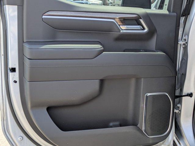 Photo of 2022 Silver Ice Metallic Chevrolet Silverado 1500