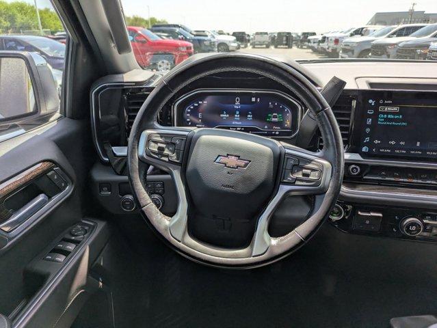 Photo of 2022 Silver Ice Metallic Chevrolet Silverado 1500