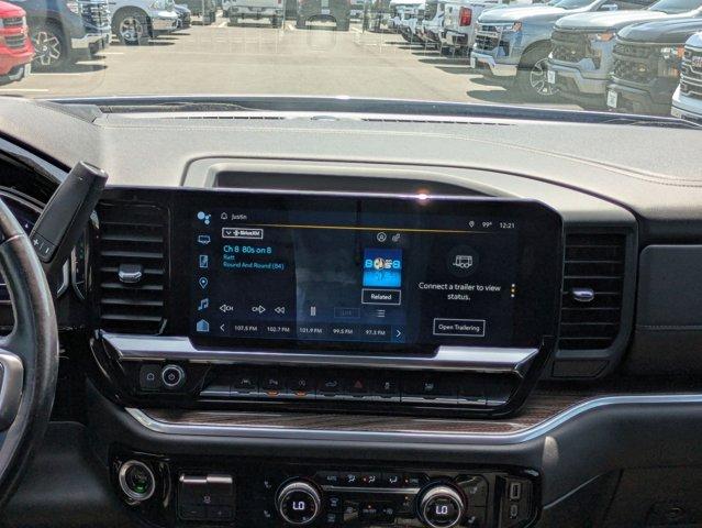 Photo of 2022 Silver Ice Metallic Chevrolet Silverado 1500