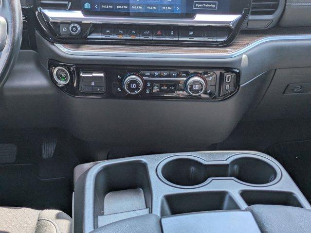 Photo of 2022 Silver Ice Metallic Chevrolet Silverado 1500