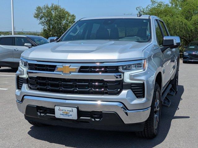 Photo of 2022 Silver Ice Metallic Chevrolet Silverado 1500