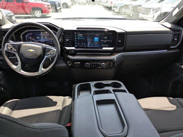 Photo of 2022 Silver Ice Metallic Chevrolet Silverado 1500