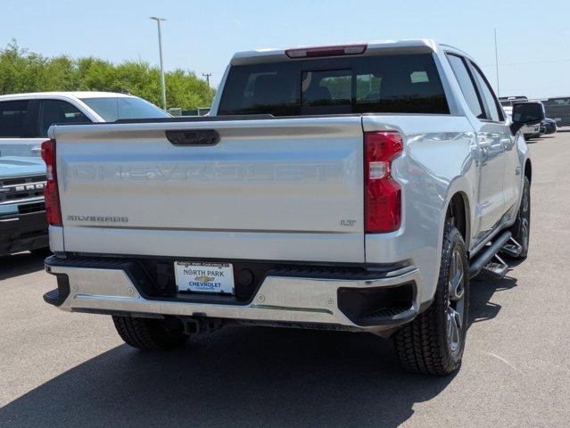 Photo of 2022 Silver Ice Metallic Chevrolet Silverado 1500