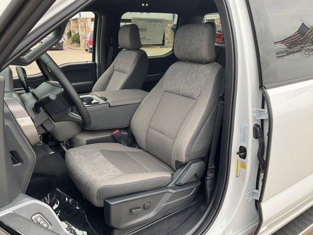 Photo of 2025 Oxford White Ford F-150