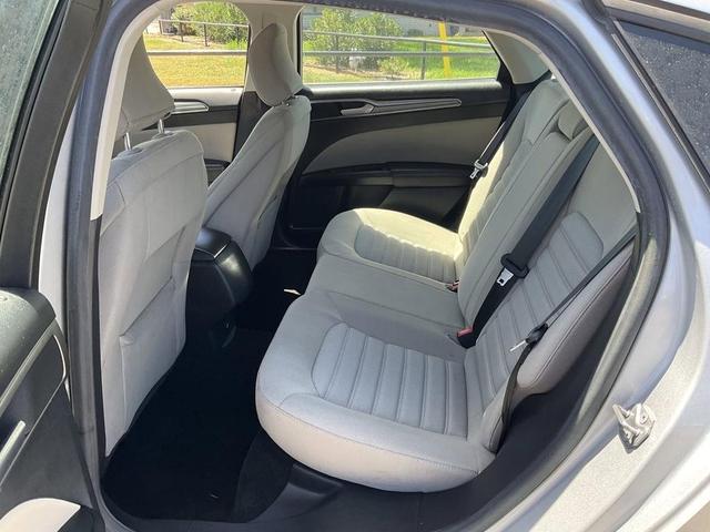 Photo of 2018 Ingot Silver Metallic Ford Fusion Hybrid