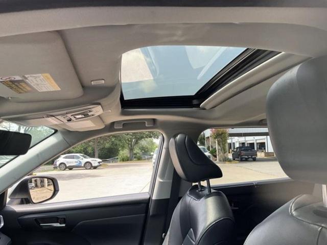 Photo of 2023 Celestial Silver Metallic Toyota Highlander