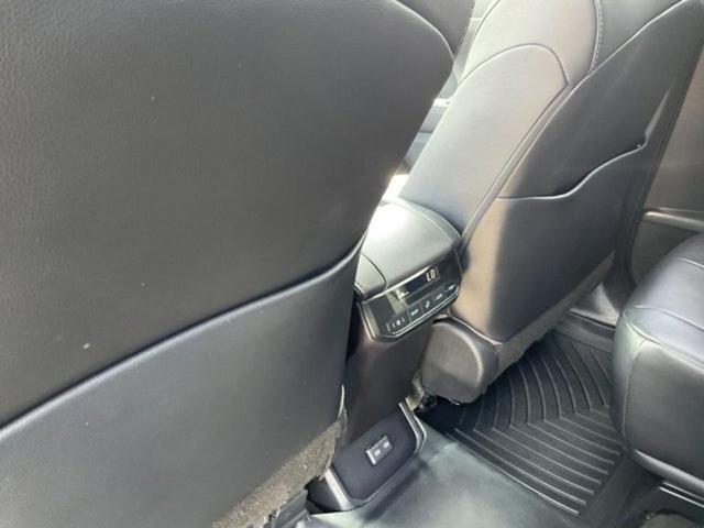 Photo of 2023 Celestial Silver Metallic Toyota Highlander