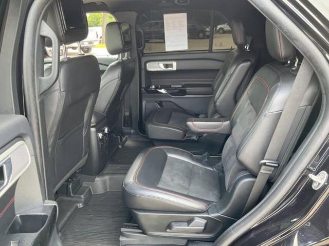 Photo of 2023 Agate Black Metallic Ford Explorer