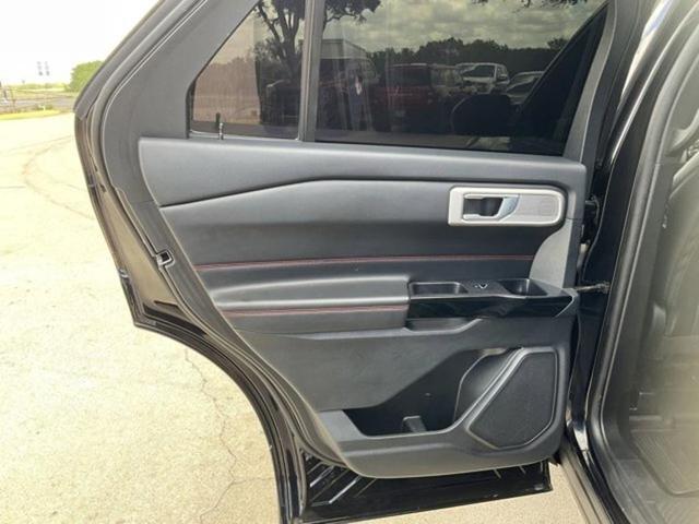 Photo of 2023 Agate Black Metallic Ford Explorer