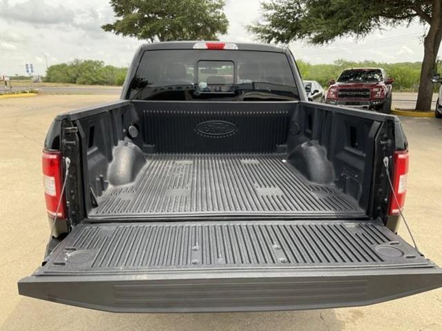 Photo of 2018 Shadow Black Ford F-150