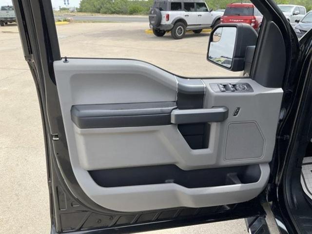 Photo of 2018 Shadow Black Ford F-150