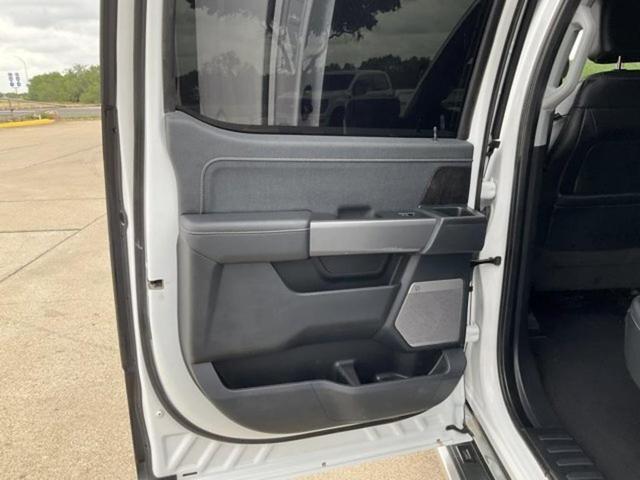 Photo of 2023 Oxford White Ford F-150
