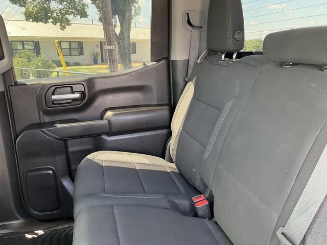 Photo of 2022 Black Chevrolet Silverado 1500