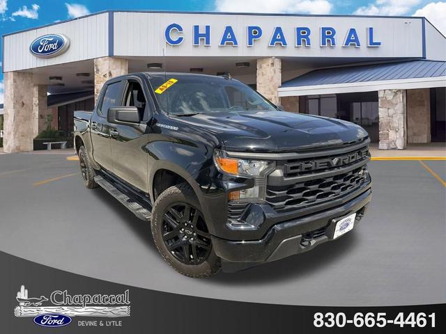 Photo of 2022 Black Chevrolet Silverado 1500