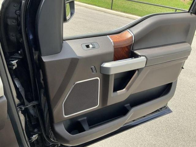 Photo of 2017 Shadow Black Ford F-250