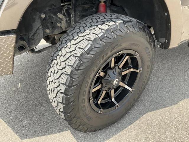 Photo of 2017 Shadow Black Ford F-250