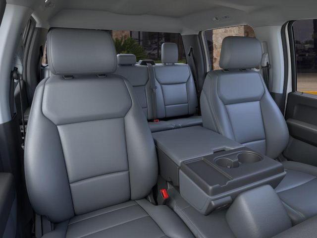 Photo of 2025 Oxford White Ford F-150