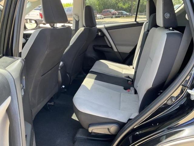Photo of 2016 Black Toyota RAV4