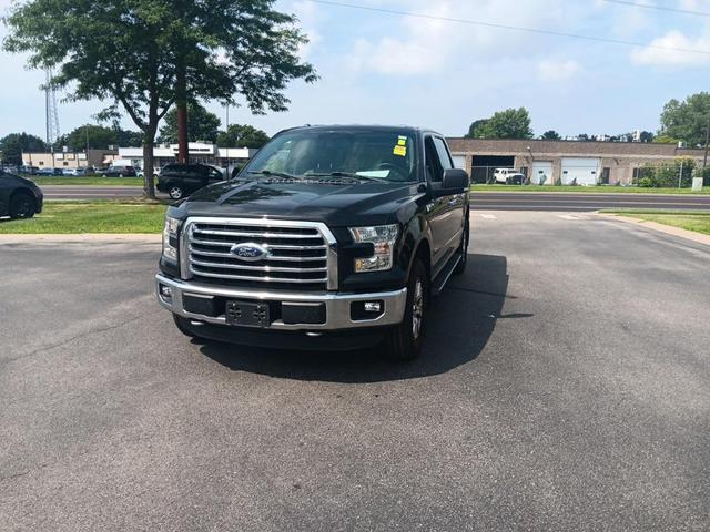 Photo of 2015 Tuxedo Black Metallic Ford F-150