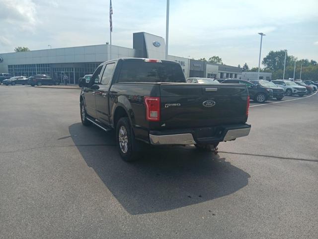 Photo of 2015 Tuxedo Black Metallic Ford F-150