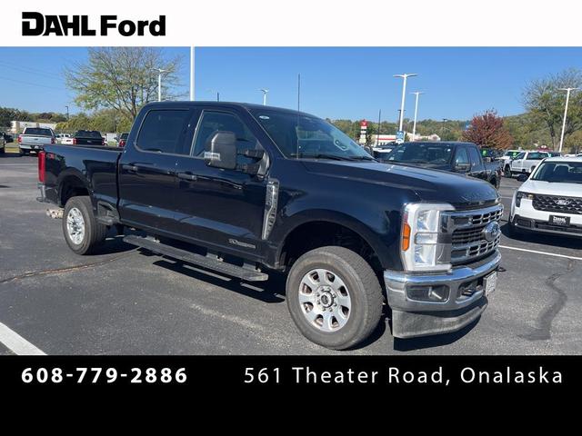 Photo of 2024 Antimatter Blue Metallic Ford F-250