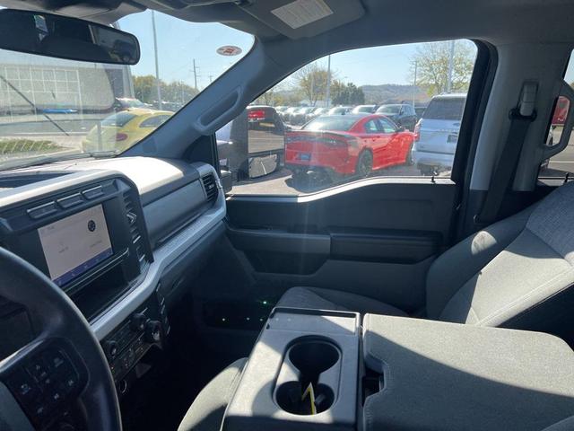 Photo of 2024 Antimatter Blue Metallic Ford F-250