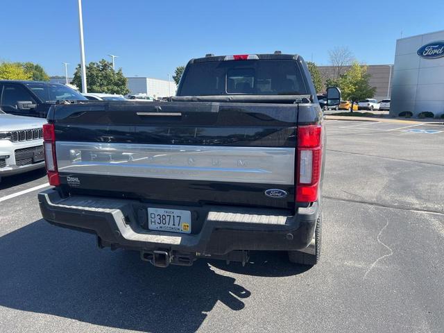 Photo of 2021 Agate Black Metallic Ford F-350