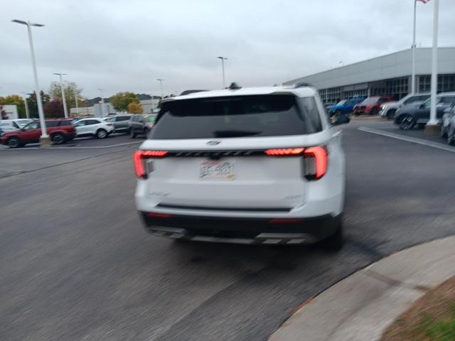 Photo of 2025 Oxford White Ford Explorer