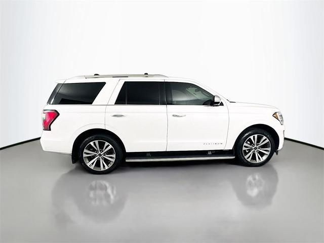 Photo of 2021 Star White Metallic Tri-Coat Ford Expedition