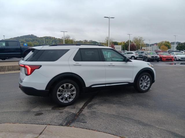 Photo of 2025 Oxford White Ford Explorer