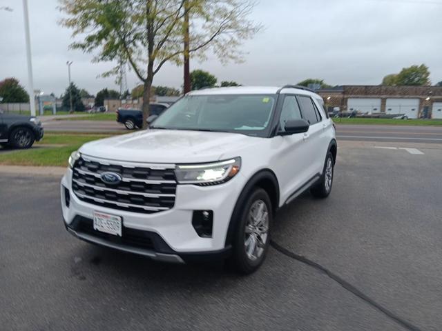 Photo of 2025 Oxford White Ford Explorer