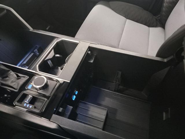 Photo of 2024 Midnight Black Metallic Toyota Tundra