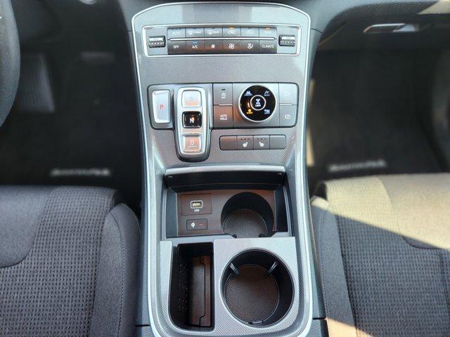 Photo of 2022 Quartz White Hyundai SANTA FE