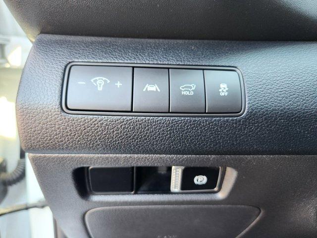Photo of 2022 Quartz White Hyundai SANTA FE
