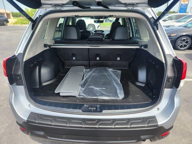Photo of 2022 Ice Silver Metallic Subaru Forester