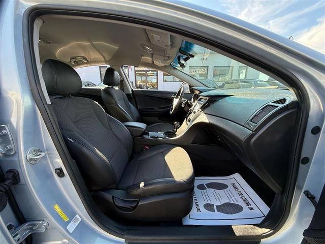 Photo of 2012 Blue Hyundai SONATA