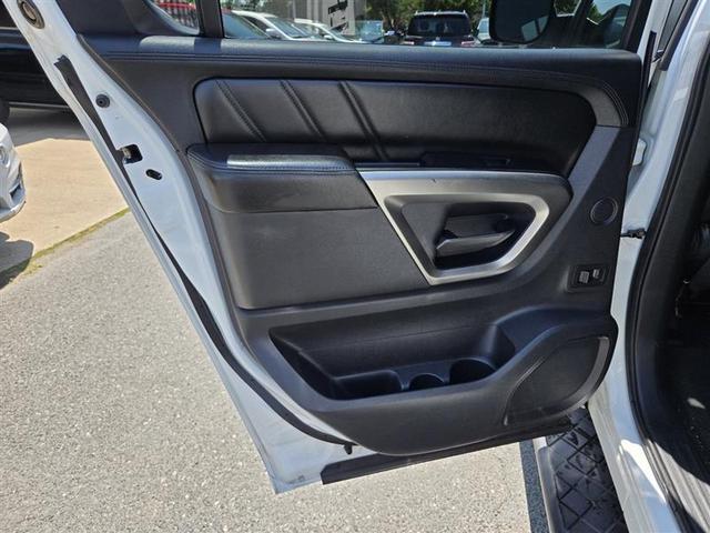 Photo of 2015 Pearl White Nissan Armada