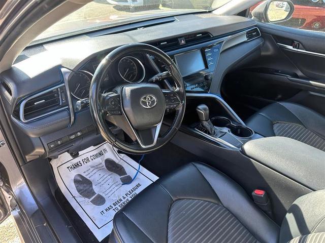 Photo of 2019 Predawn Gray Mica Toyota Camry