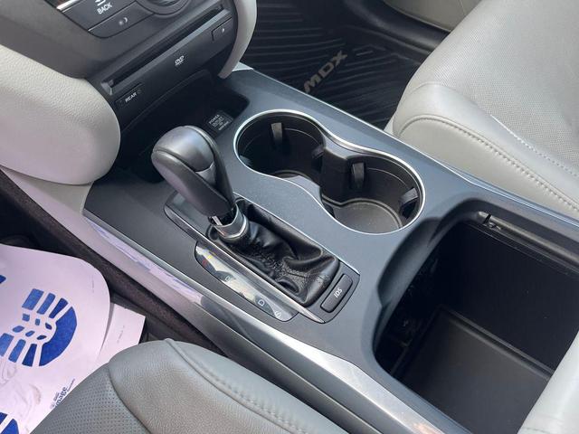 Photo of 2014 Silver Moon Acura MDX