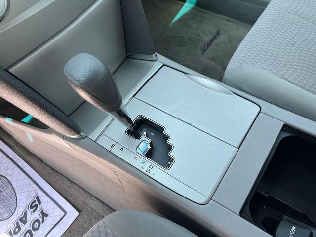 Photo of 2011 Magnetic Gray Metallic Toyota Camry