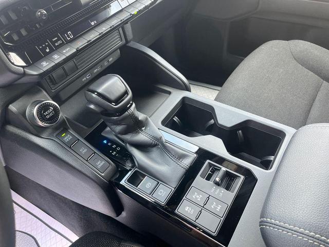 Photo of 2025 Black Toyota Land Cruiser