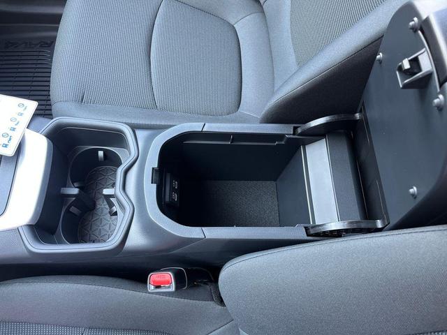 Photo of 2025 Magnetic Gray Metallic Toyota RAV4