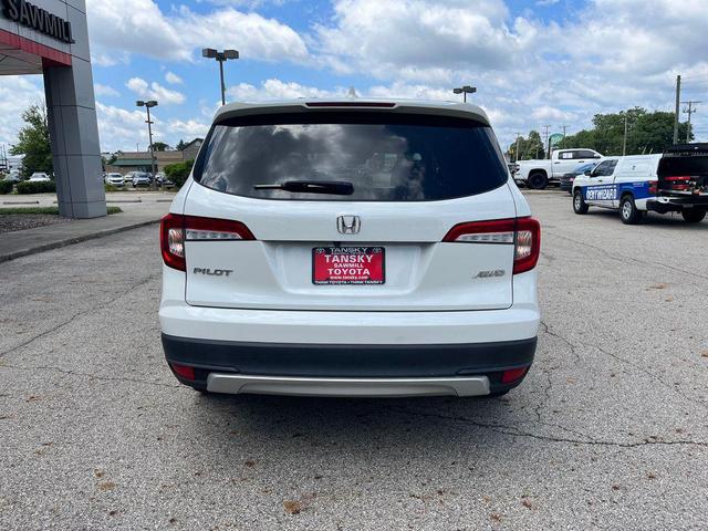 Photo of 2022 Platinum White Pearl Honda Pilot